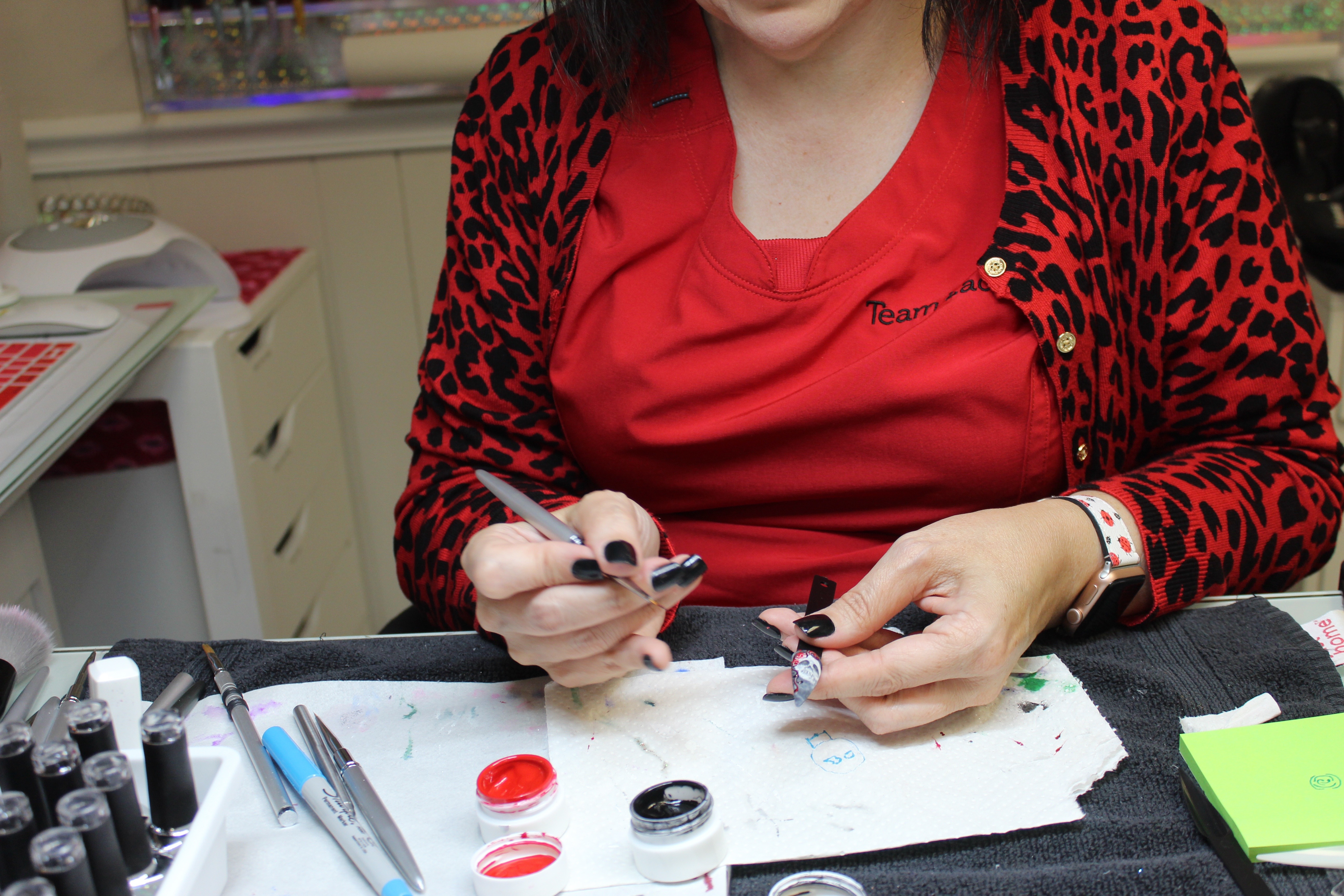 mobile manicurist 