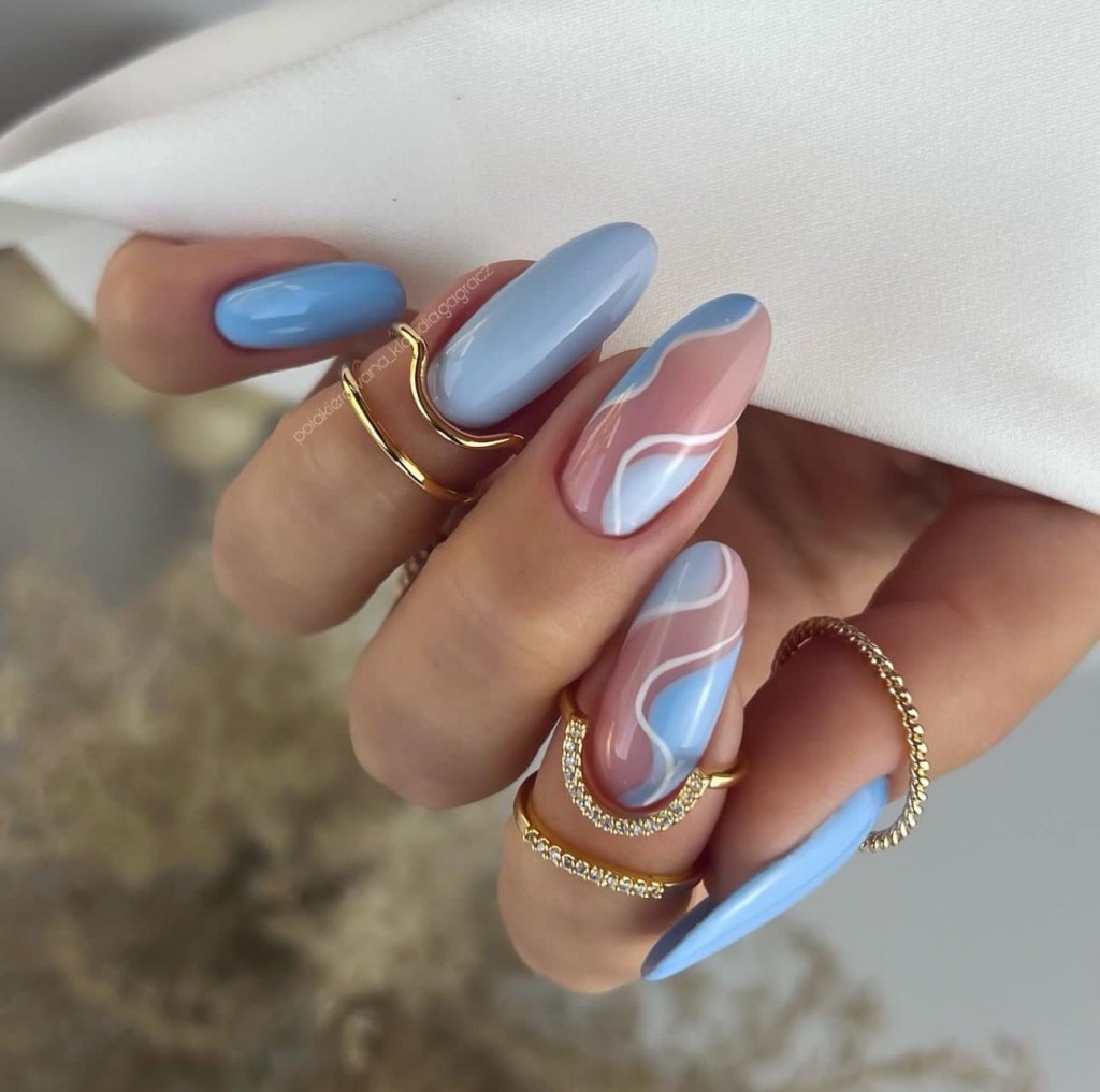 blue nail art