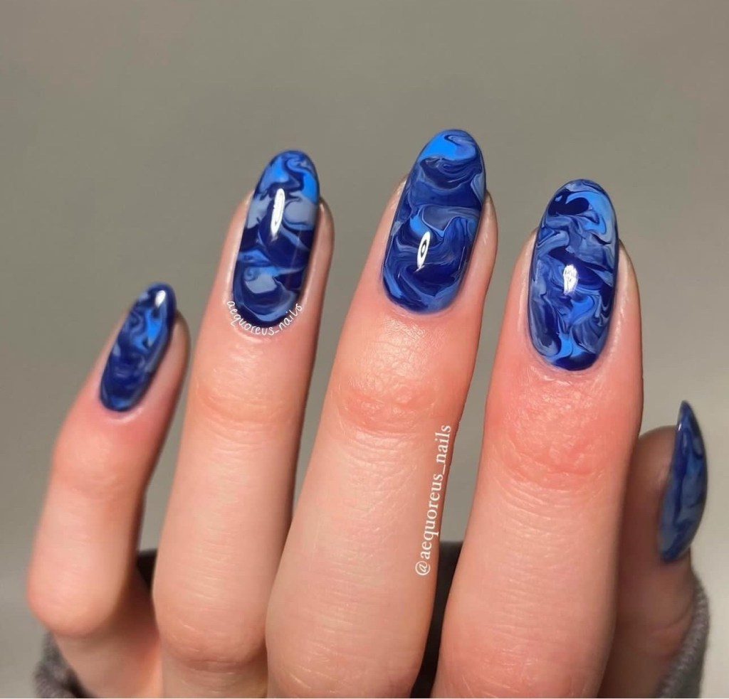 blue nail art