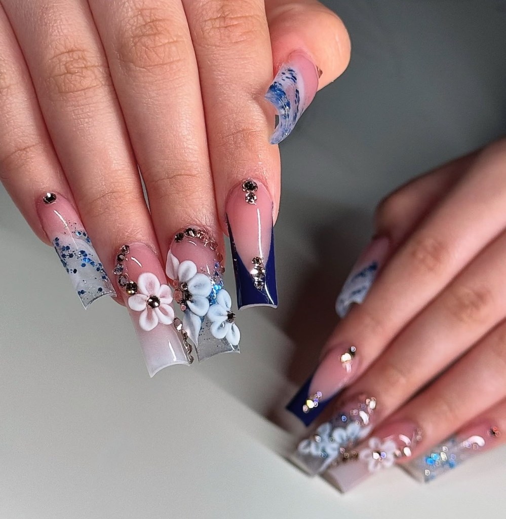 blue nail art