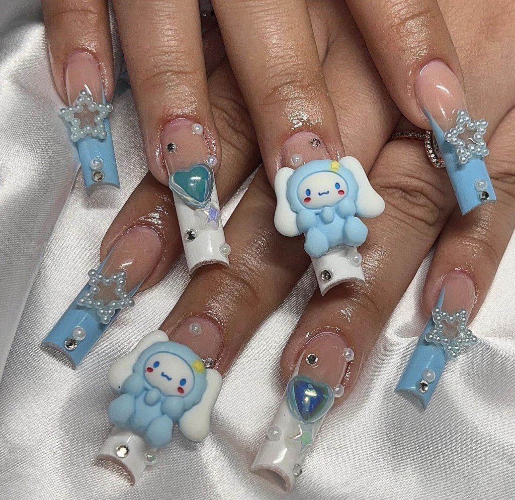 blue nail art