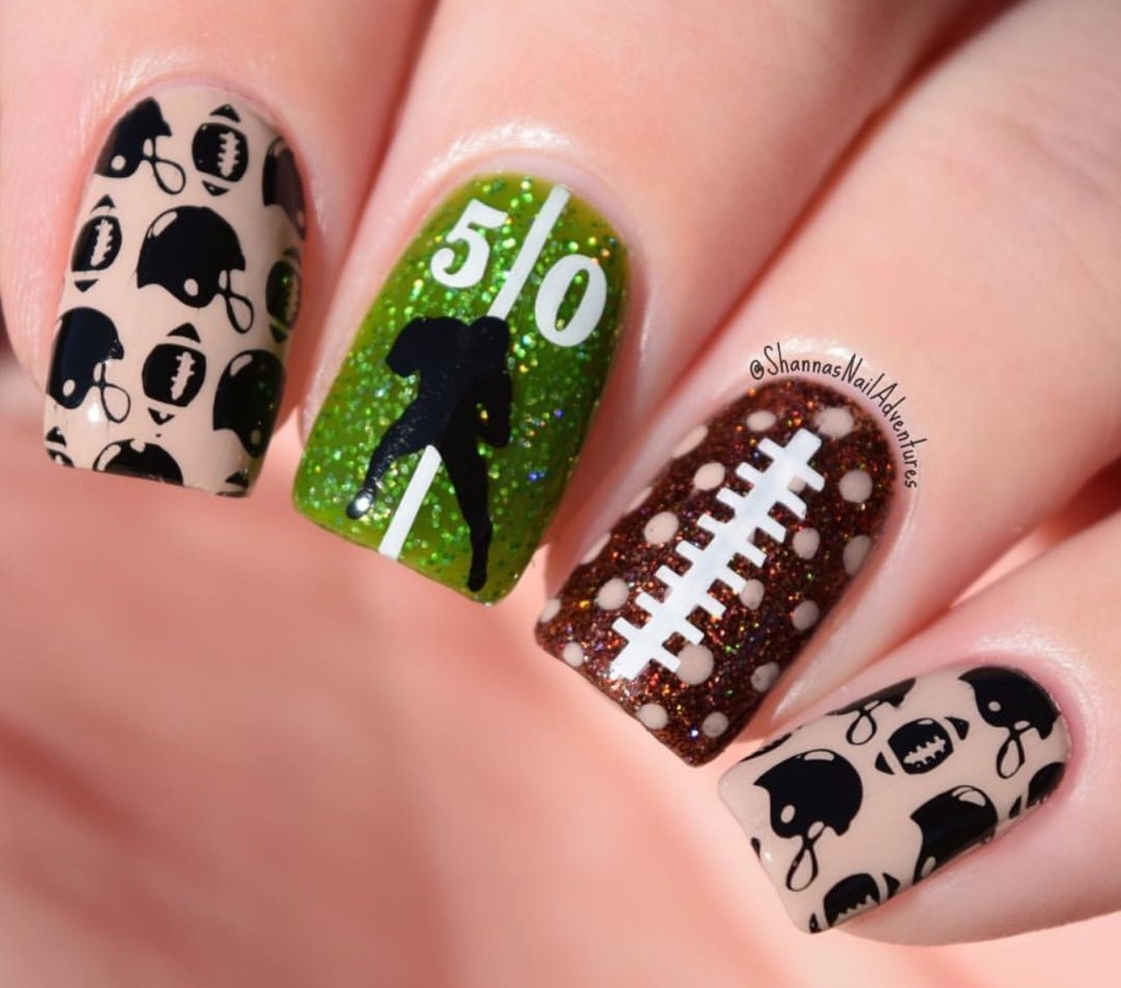 super bowl nails