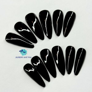 Solid Black Press On Nails 25