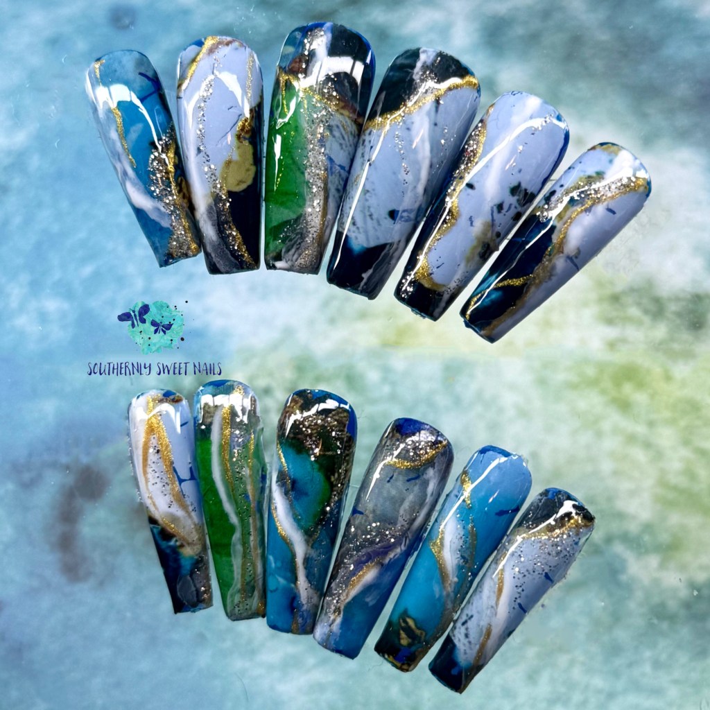 Earthly Marble Press On Nails 7