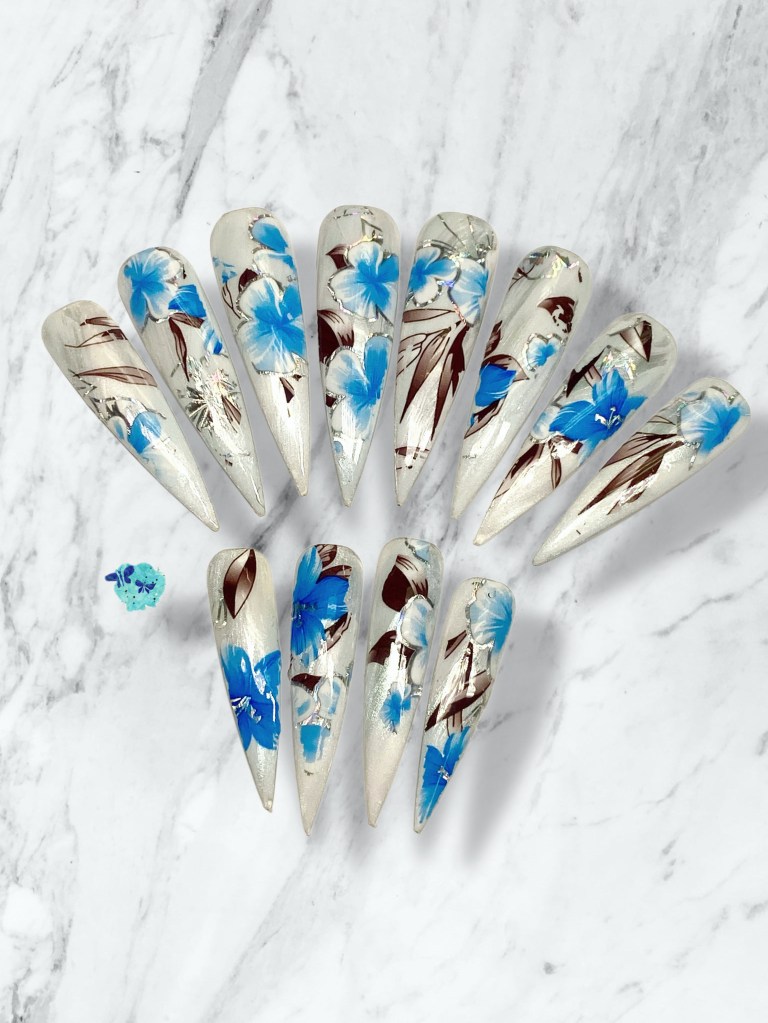 Blue Floral Press On Nails 11