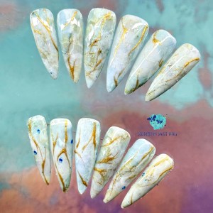Green Marble Press On Nails 3